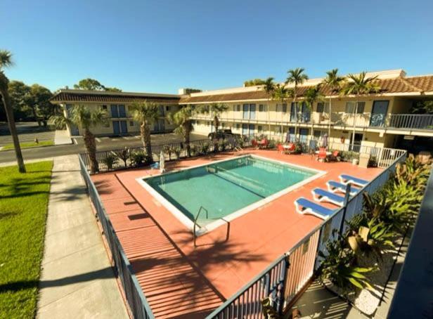 Motel 6 Riviera Beach Fl المظهر الخارجي الصورة